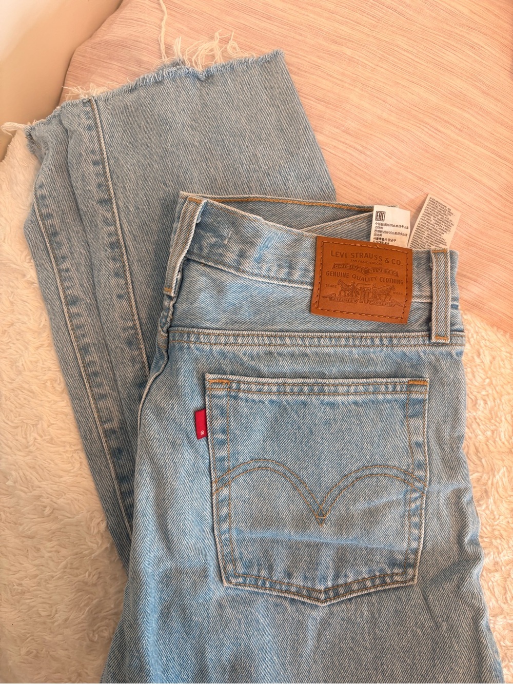 Levi's Women's Light Wash Wedgie Straight Leg Jeans